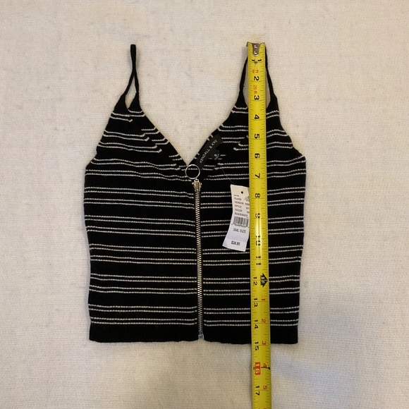 PacSun / Kendall and Kylie Tank Top Knit Black White Stripe NWT - Picture 5 of 10